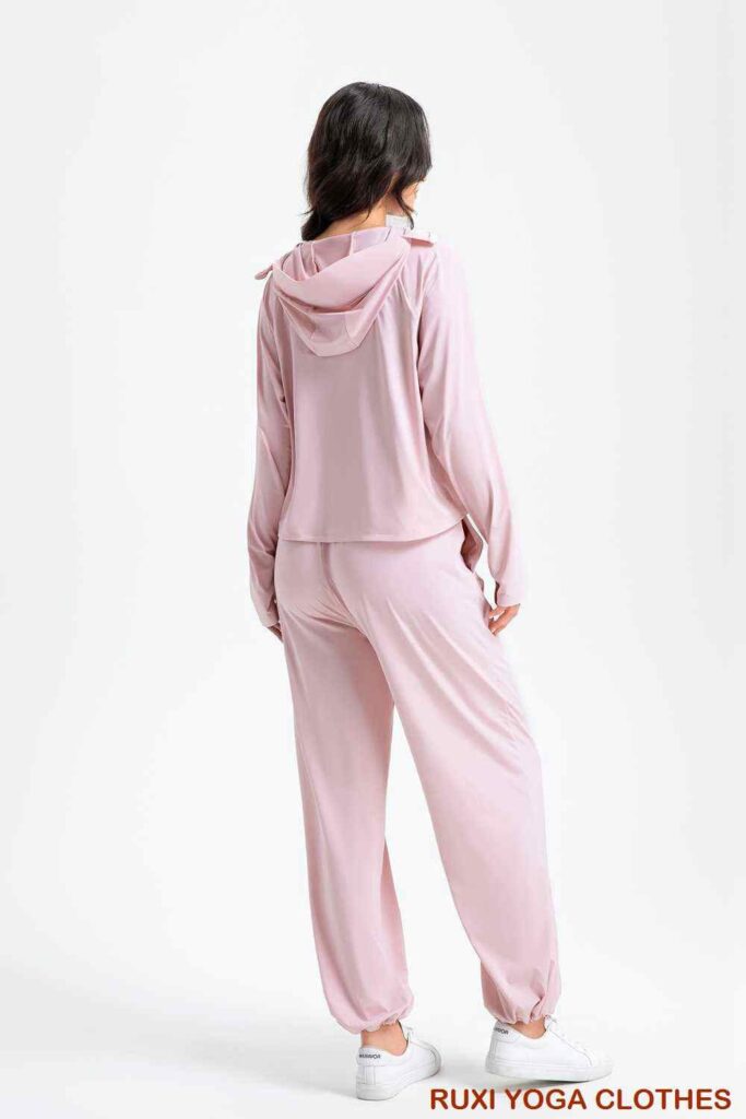 女士短款运动上衣跨境电商热销品牌服饰源头工厂