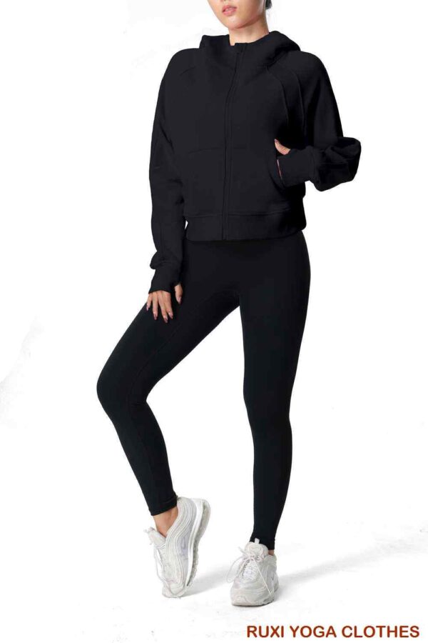 女式运动服跨境电商热销品牌服饰源头工厂