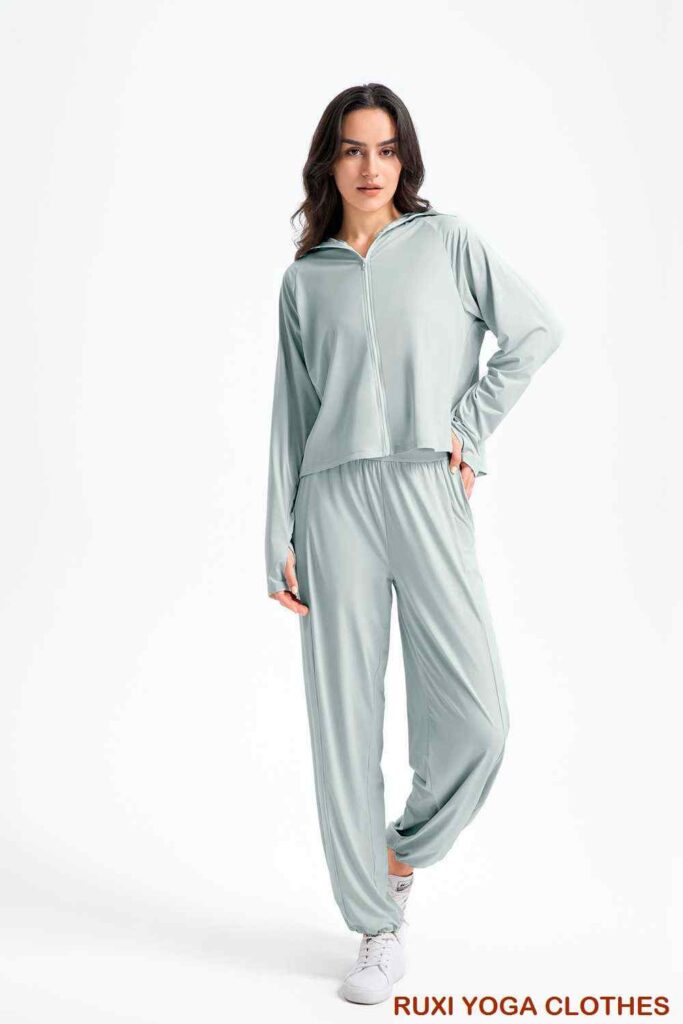 黑色无缝骑行短裤实力供应商专业设计工厂代工